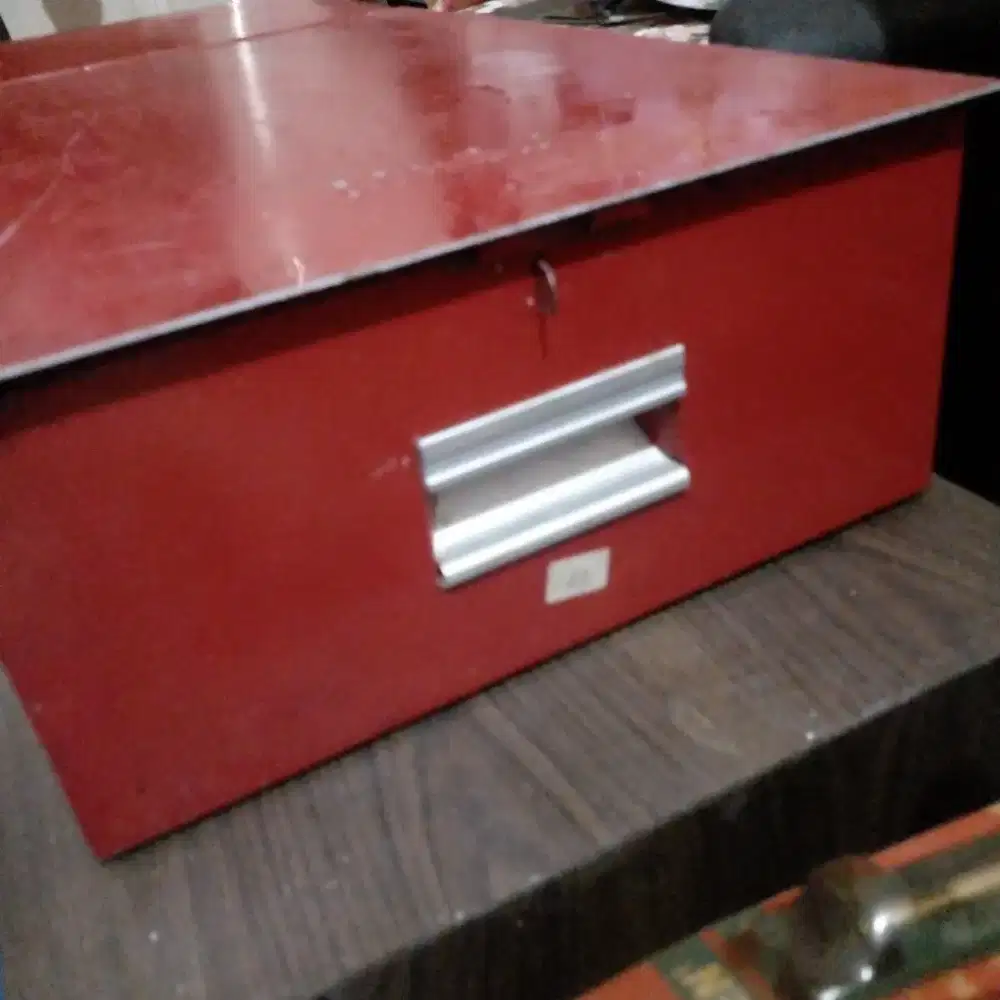 Vintage Mosrel metal deposit box