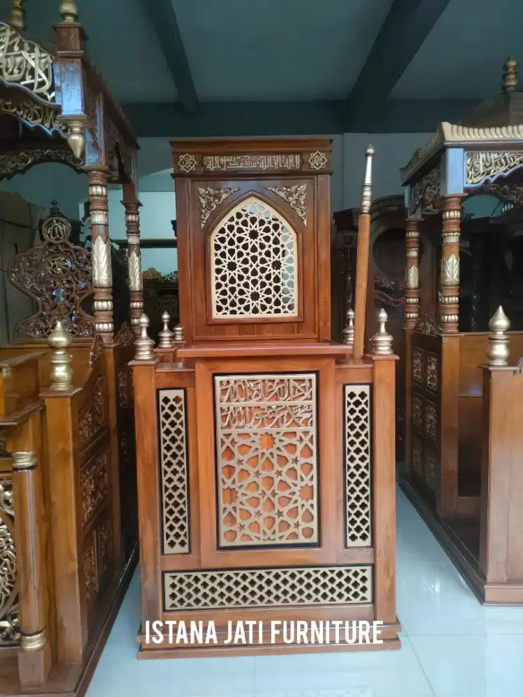 Mimbar masjid minimalis ukir jati