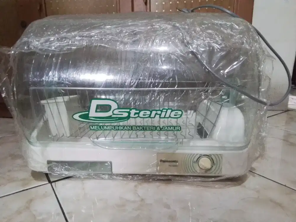 Mesin steril botol dan piring bayi