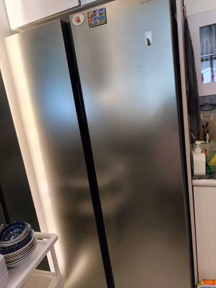 Dijual kulkas premium merk samsung