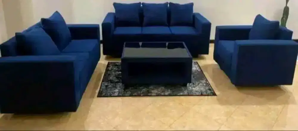 Melayani servis sofa panggilan