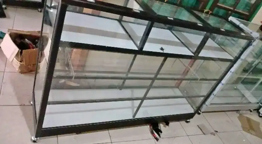 Etalase toko murah