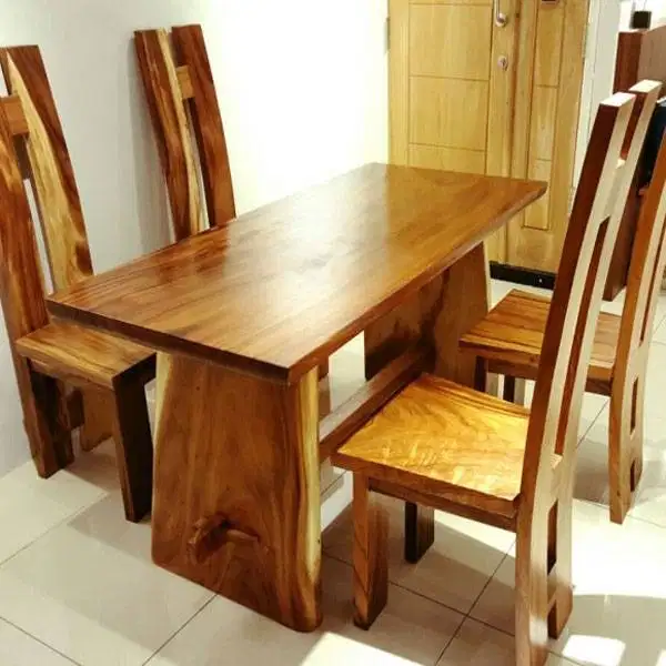 Set Meja Trembesi dengan Kursi H