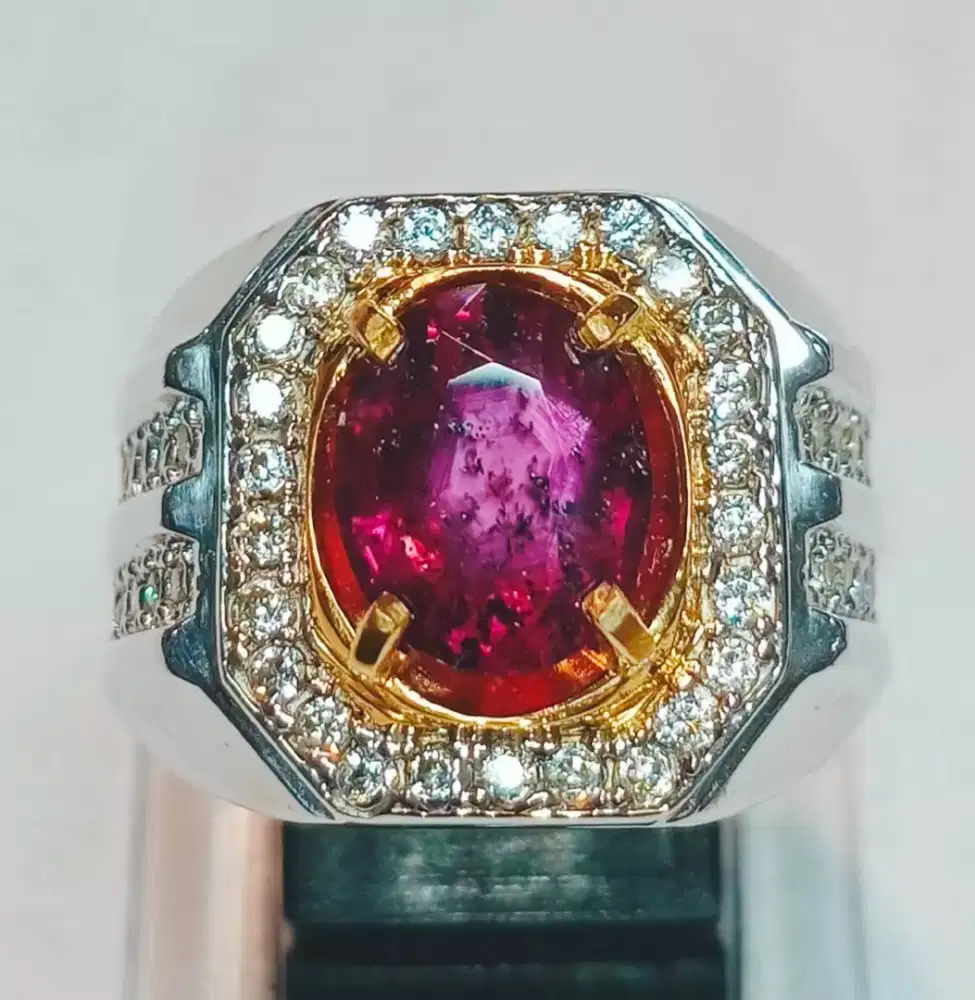 RUBY NO HEAT 4,08 CTS