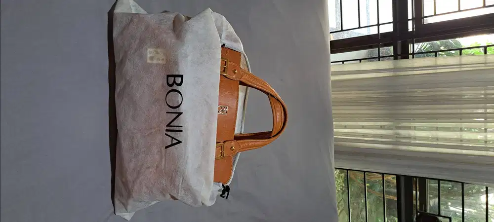 Pre Love Tas Kulit Bonia (Wanita) Coklat Muda