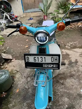 Honda C70 tahun 1983