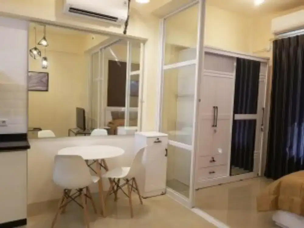 Sewa bulanan  atau tahunan murah apartemen full furnish luxury modern