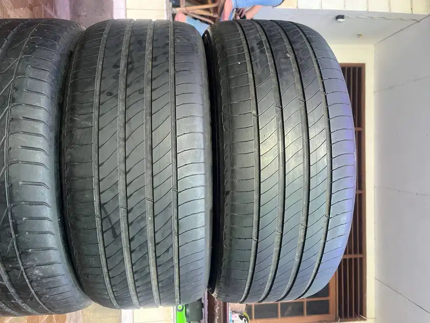 Ban Michelin Primacy 4 245 45 r19 2Pcs Prod 2021 Kondisi 85%  Rp.2.750