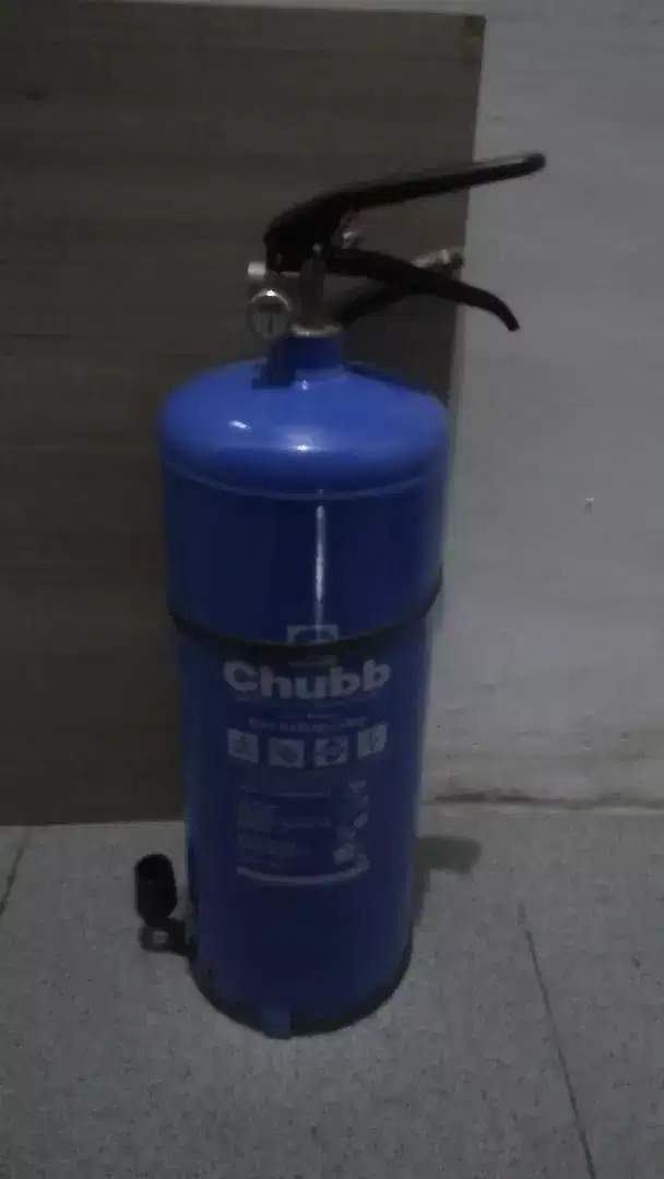 Tabung Pemadam Api / Racun Api CHUBB 6Kg -