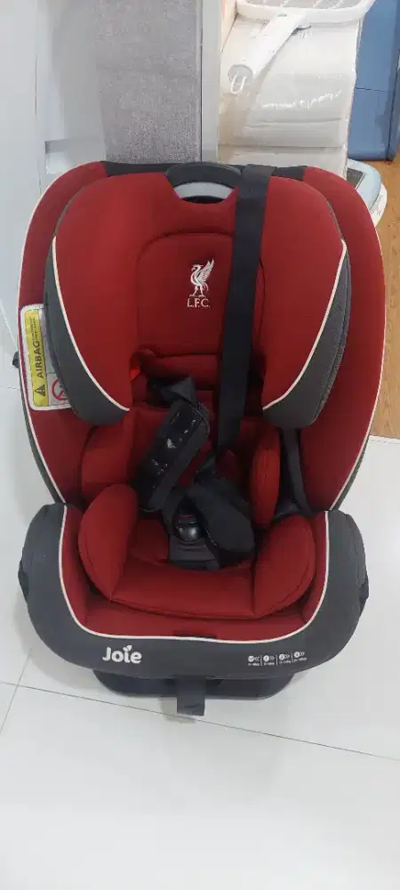 Carseat JOIE liverpool every stage