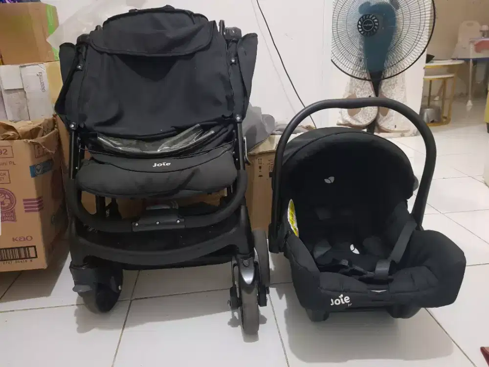 Stroler Bayi Joie Muze LX Travel System