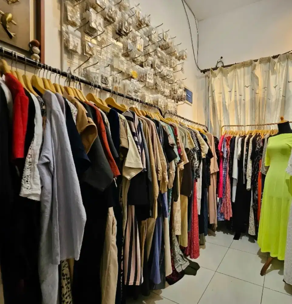 Di Cari Host Live Wanita