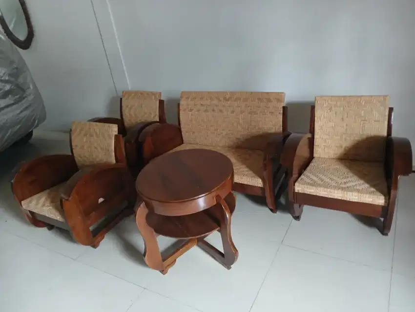 Kursi Tamu Sedan Rotan antik