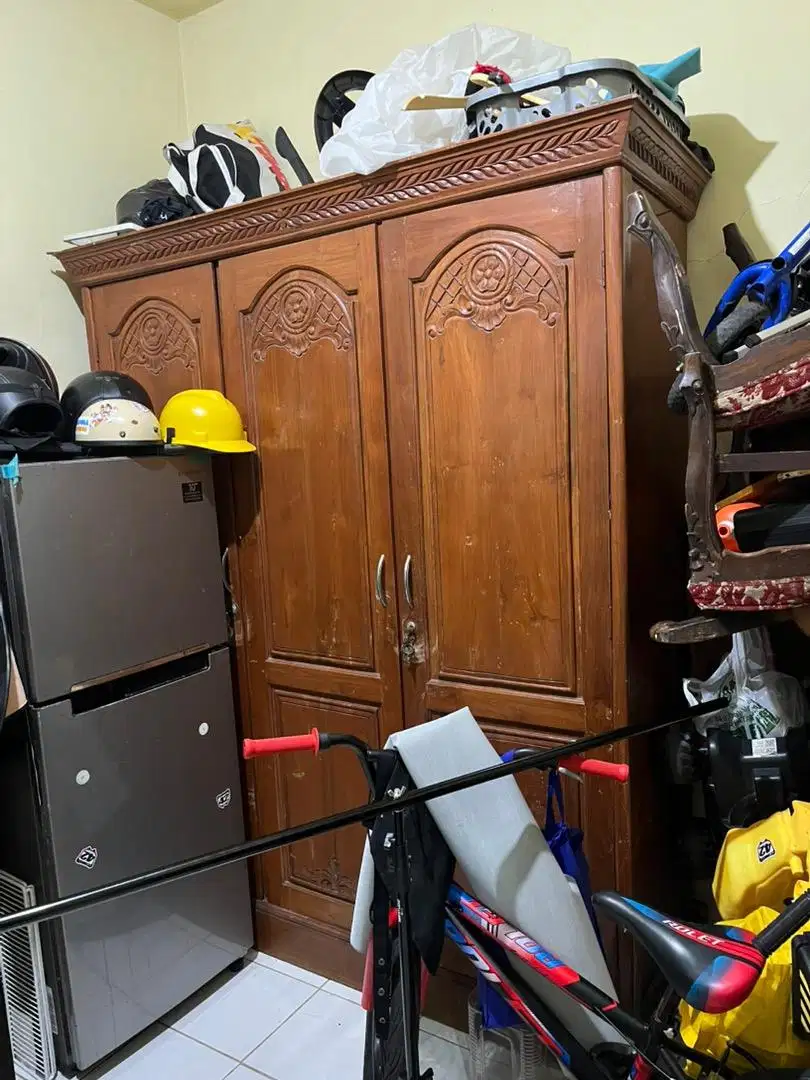 Lemari jati 3pintu