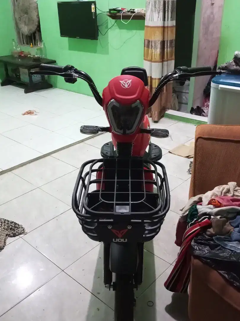 Sepeda listrik Goda UOU 140 warna merah baru beli jual