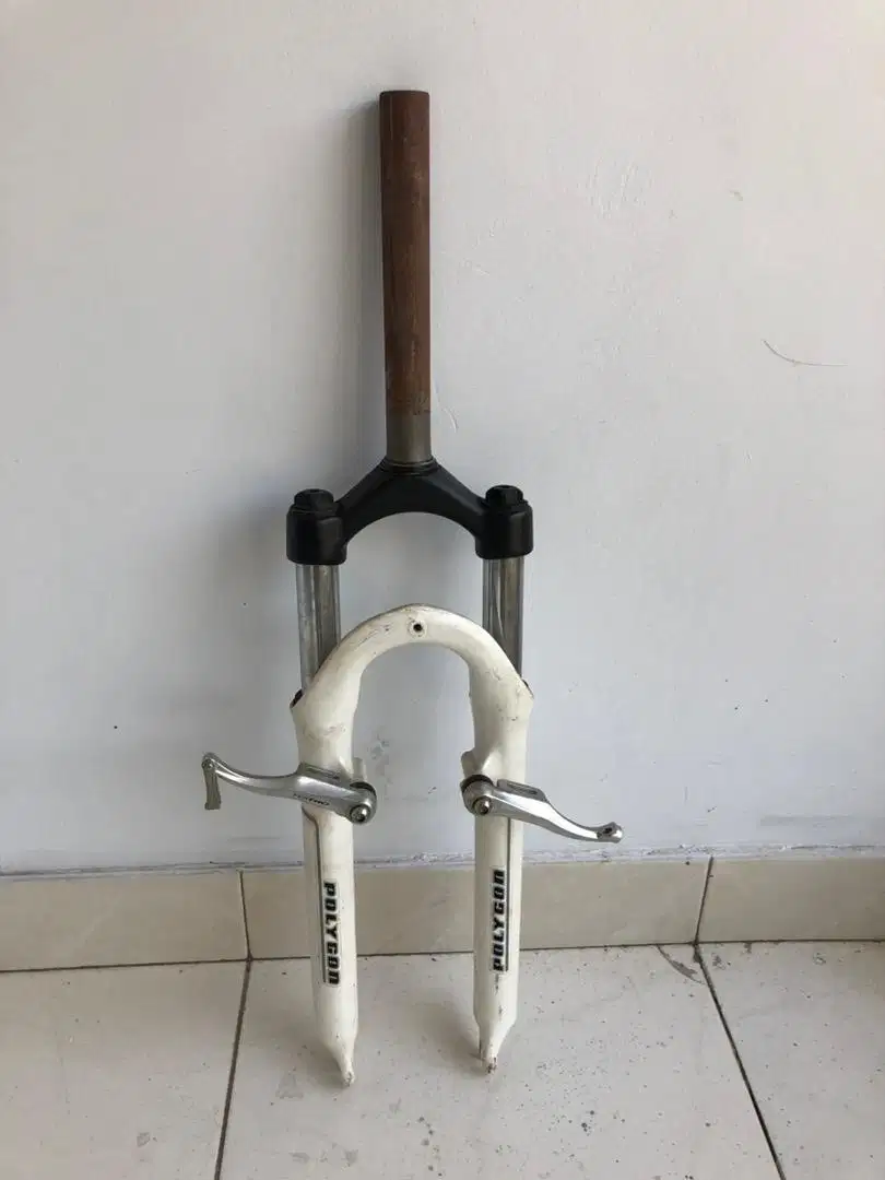 Shockbreker Depan Sepeda