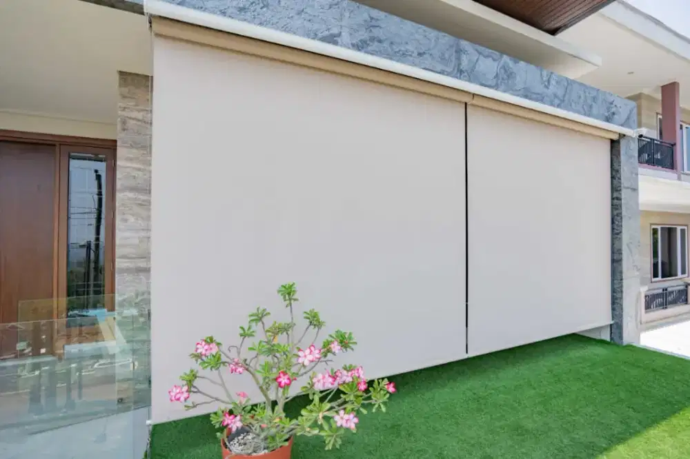 Suntex diamond blackout roller blind