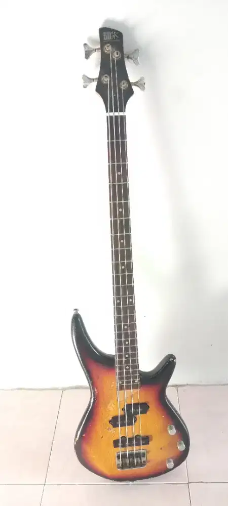 Jual cepat Bass IBANEZ SDGR 4 String