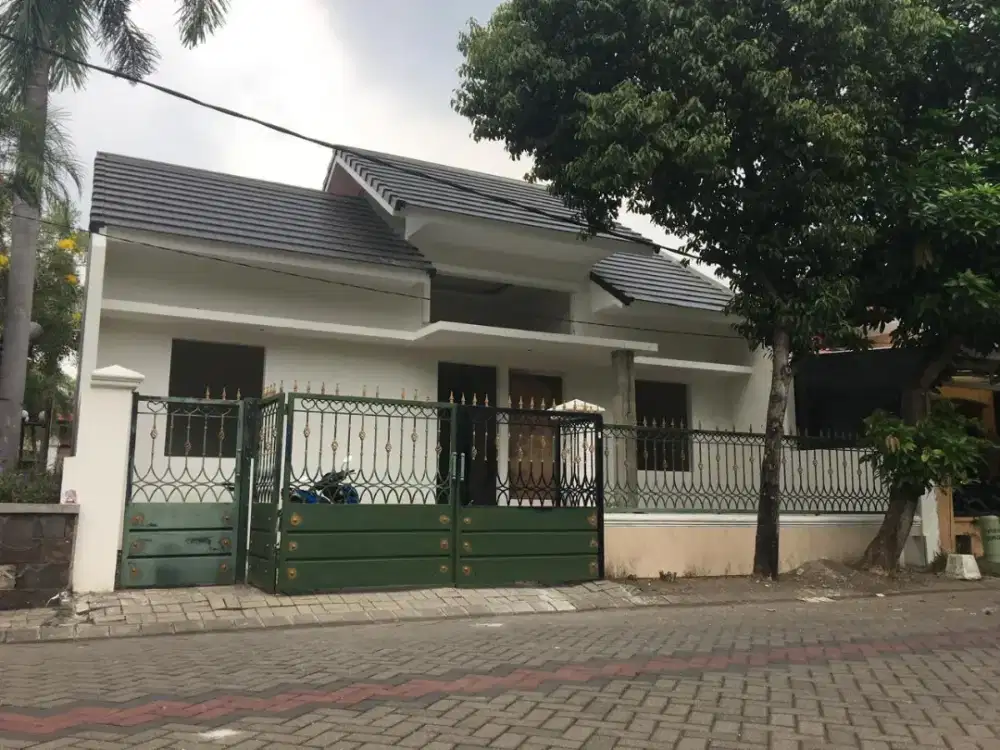 Dijual Rumah di Bukit Palma