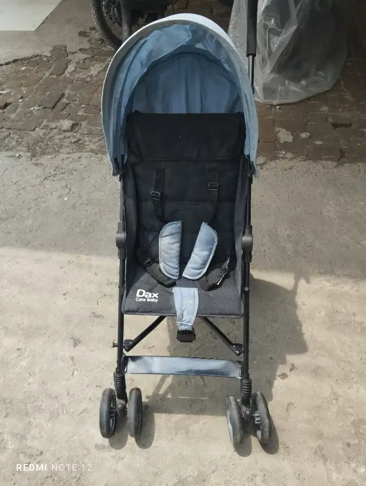 Stroller hitam mix biru