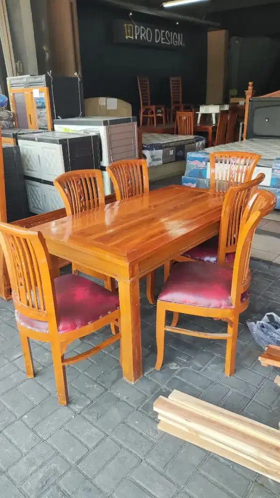 JUAL SATU SET MEJA MAKAN JATI KURSI 6 FREE ONGKIR
