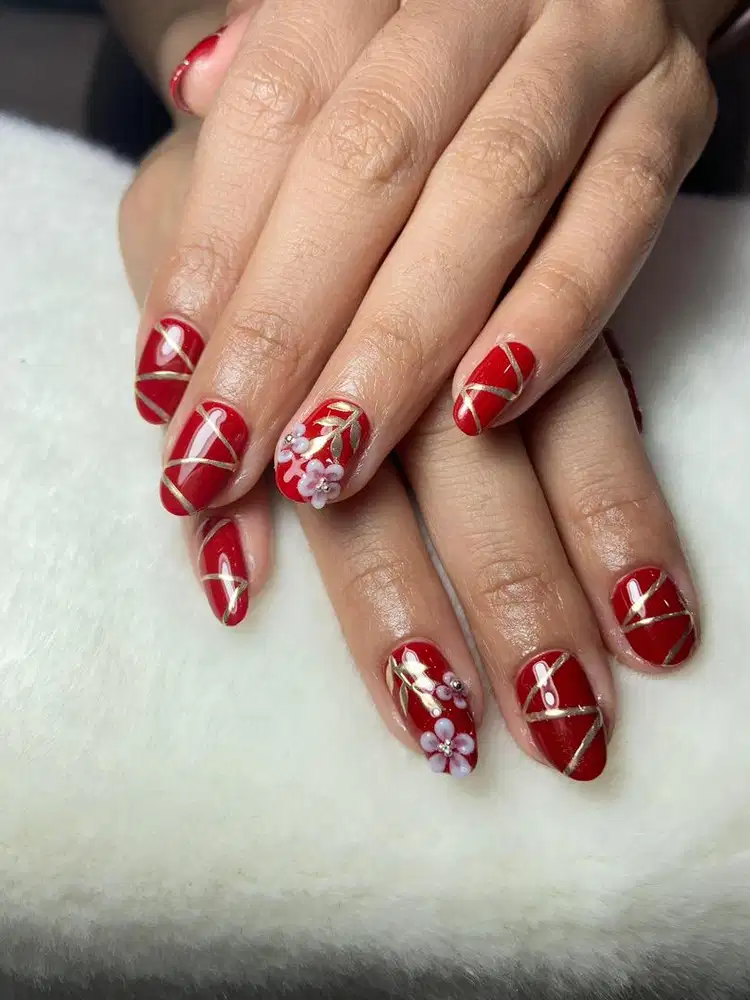 Mencari karyawan yg bisa nail art and eyelash