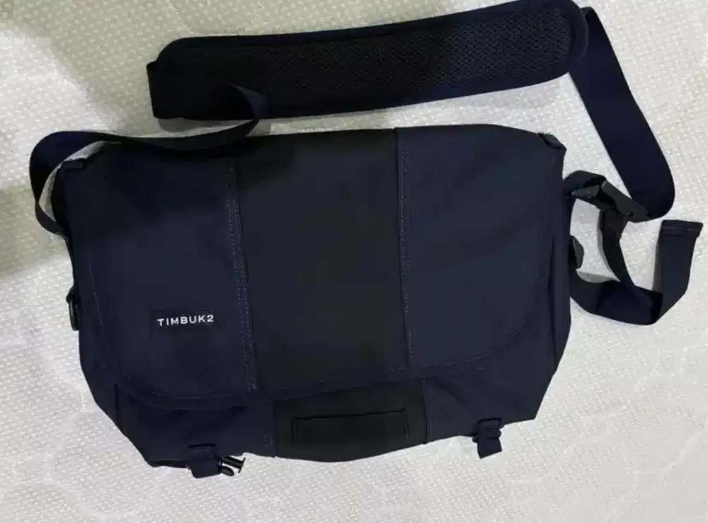Tas Kasual Laptop Navy (branded)