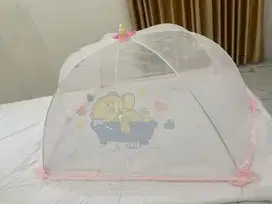 Kelambu bayi baru dipakai sebentar saja