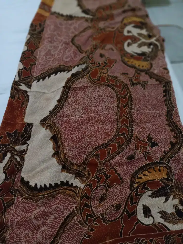 Kain batik sutra pekalongan