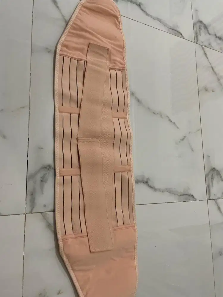 Korset pink habis lahiran