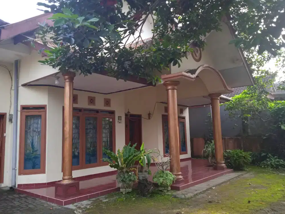 Dijual Rumah luas dan Perabotnya