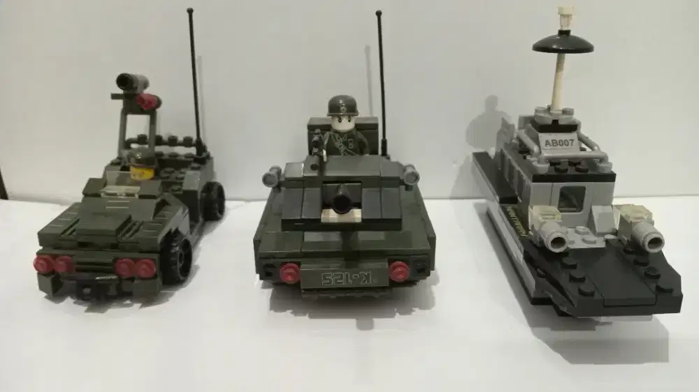 Lego Tank Army, Jeep Army dan Patroli Boat (Bekas)