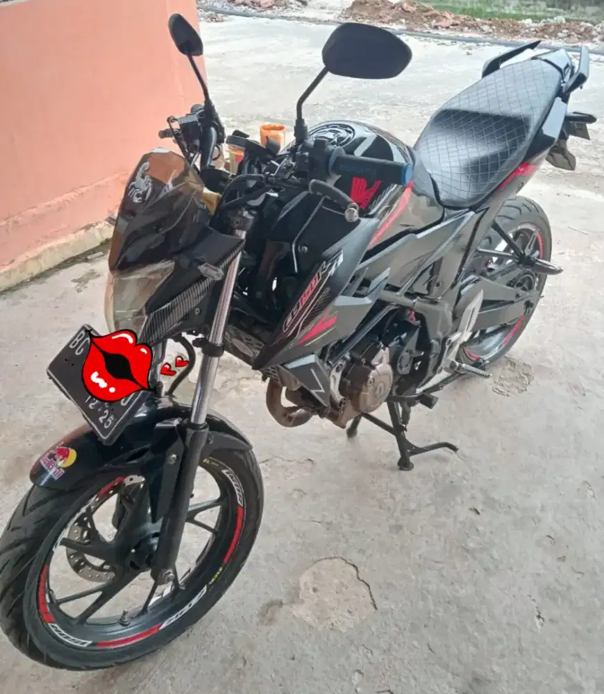 Cb150r streetfire thn 2015 akhir suratlengkap sampe ke paktur