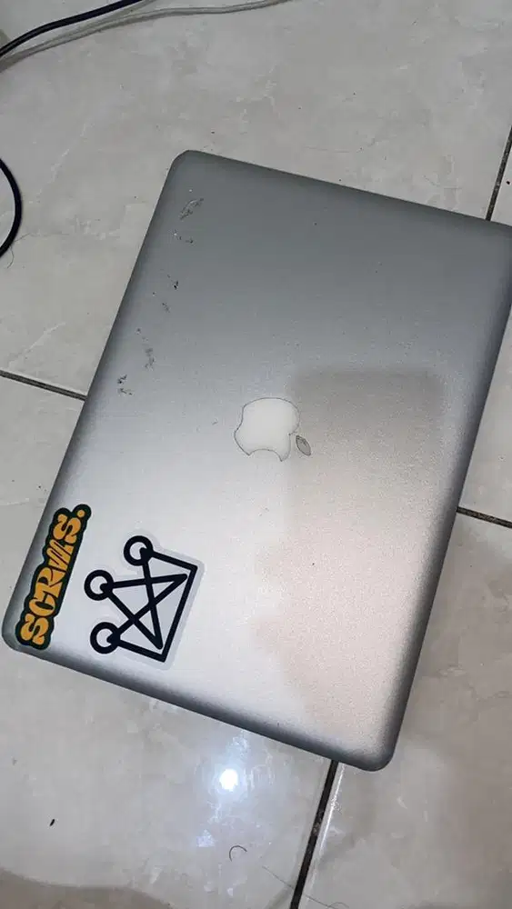 Mac Book pro  2012 SSD 256GB RAM 8GB Core i5 JUAL CEPAT BU