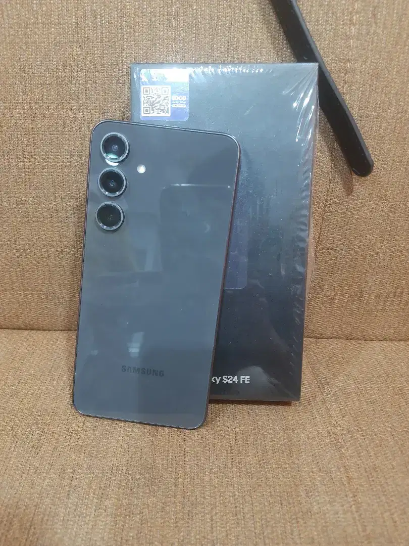 Samsung S24 FE 5G. Ram 8/256gb mulus no minus fullset original