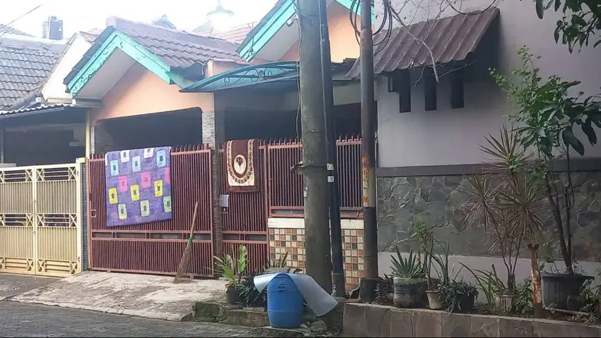 Dijual Murah Banget Rumah 4 Kmr Tidur Taman Royal