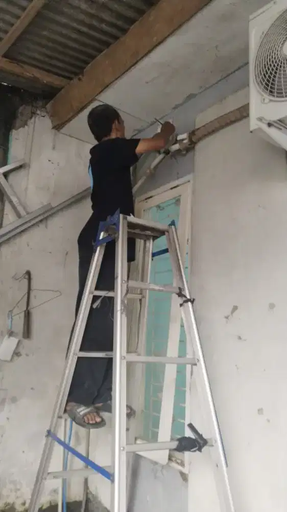 Service AC, kulkas showcase freezer mesin cuci, cleaning toren