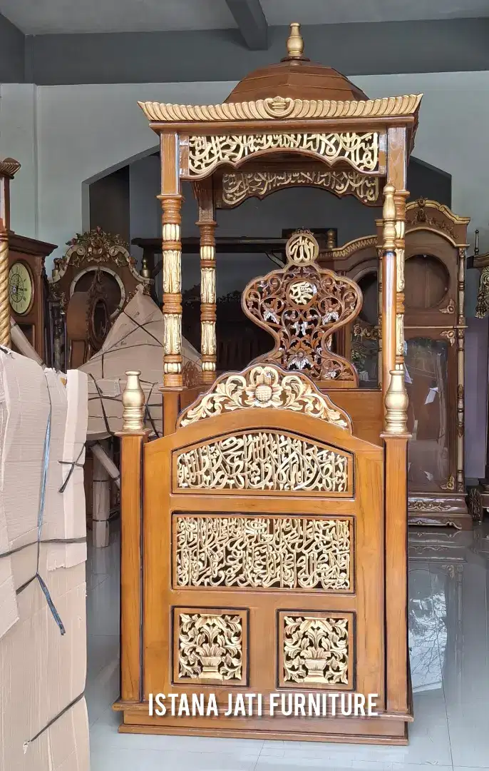 Mimbar masjid khutbah ukiran jati