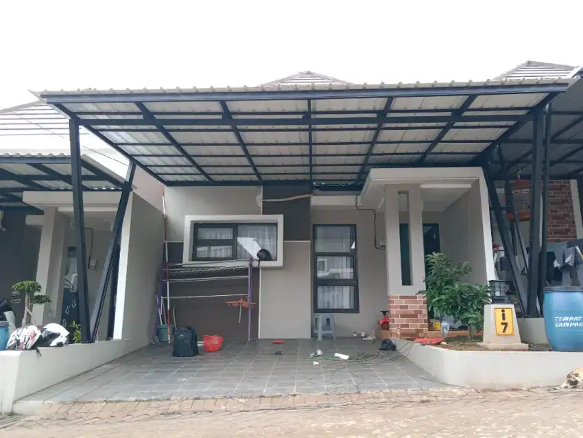 Kanopi baja ringan