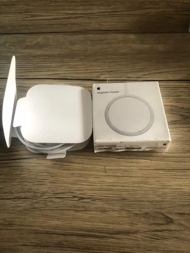 Wireless Charger iphone 15 ori Ibox
