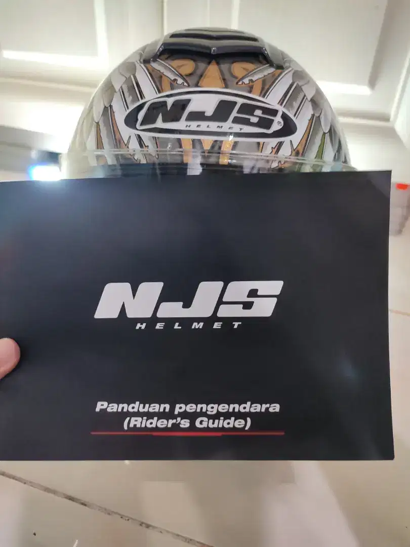 Helm Fulface NJS dan NHiK