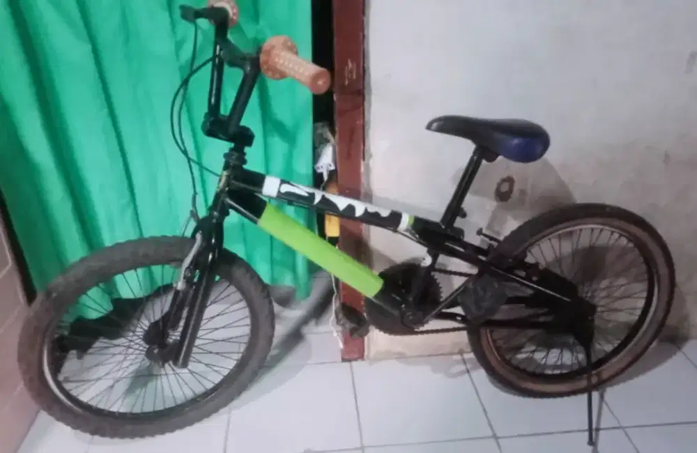 Sepeda bmx 20 SENATOR