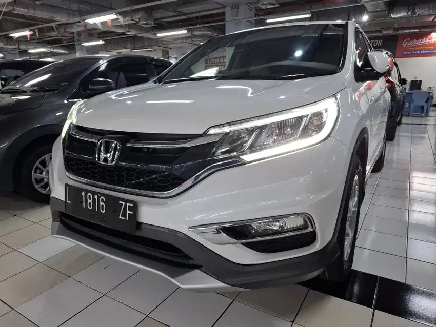 ISTIMEWA Honda CRV 2.0 2015 Facelift Putih AT matic CR-V SUV 2.4