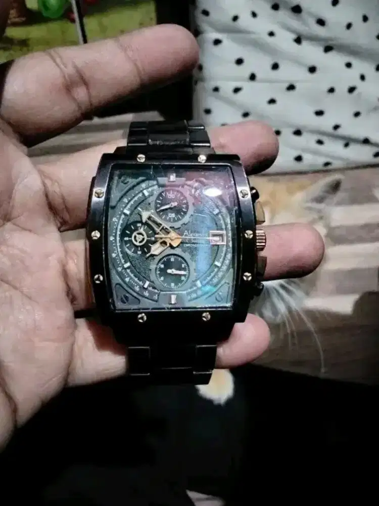 Jam tangan Alexandre Christie