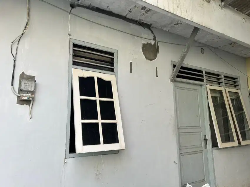Disewakan / kontrakan tahunan rumah 3 petak