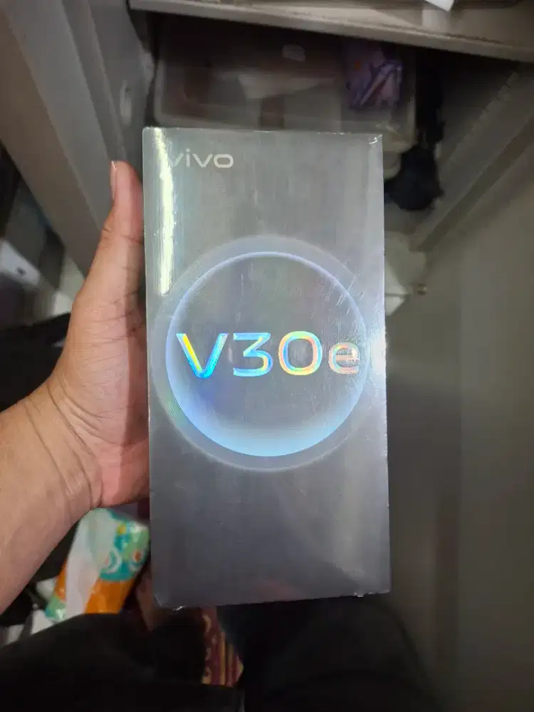Vivo v30e 5g 8/128 new bo,