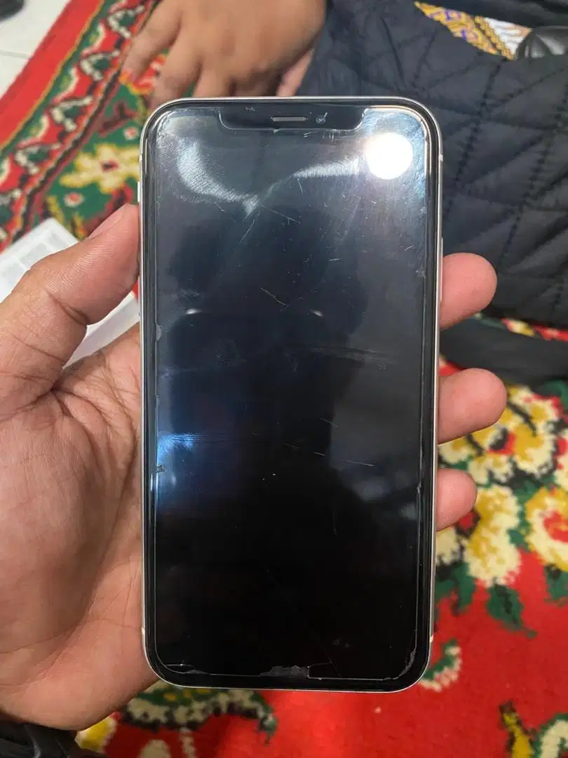 Iphone XR 256gb putih