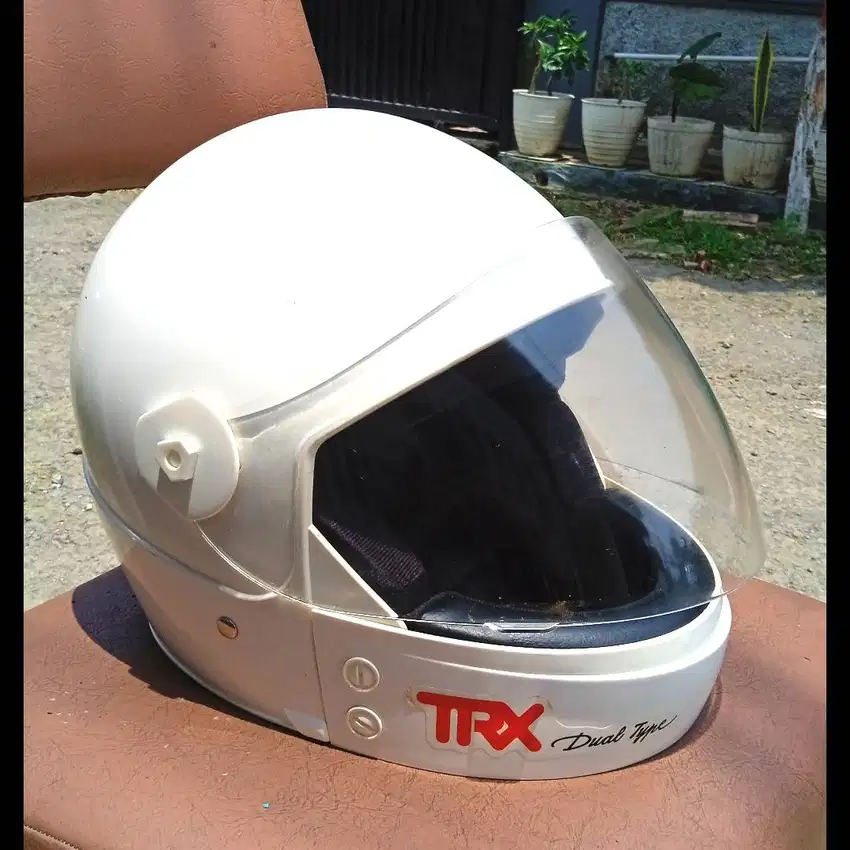 Vintage Helm TRX Original NOS Istimewa