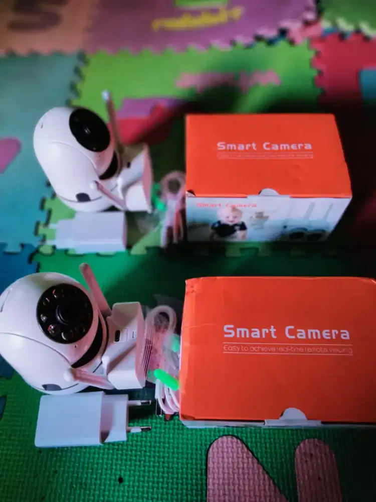 Cctv PTZ berputar 360%