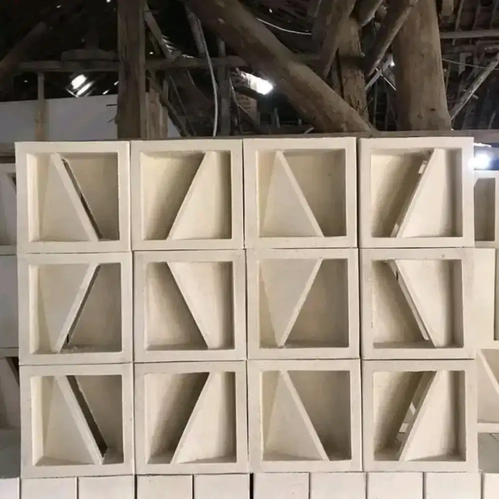 Roster beton minimalis